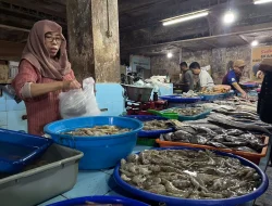 Ramadan, Ikan Laut dan Daging Ayam Negeri Naik