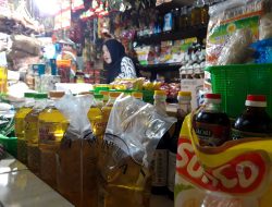 Penjualan Eceran Terkontraksi Akibat Warga Mengerem Konsumsi