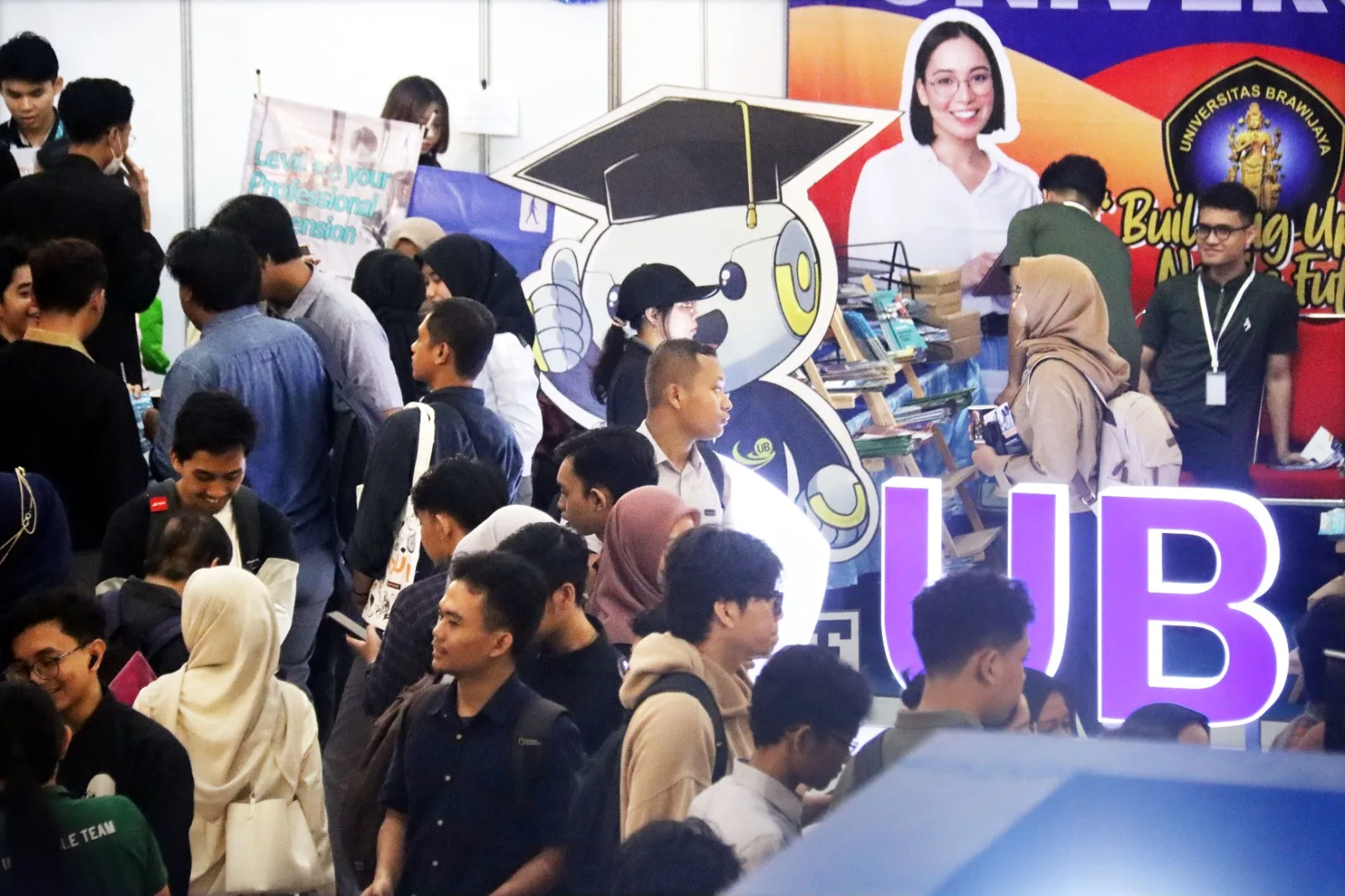 Brawijaya Career Expo 2024 di Gedung Samantha Krida dipadati pengunjung. Ist.