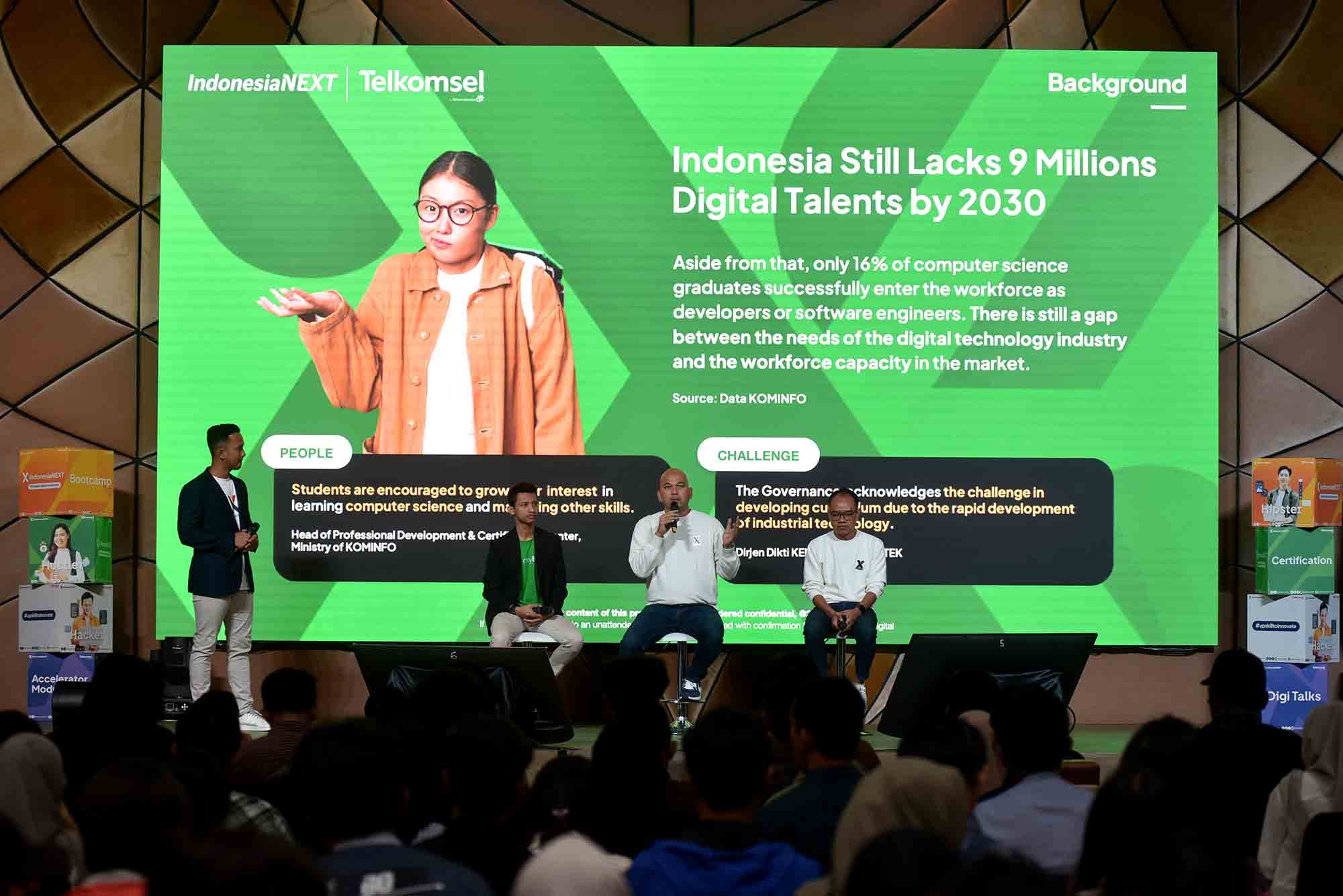 Telkomsel menggelar Roadshow IndonesiaNEXT Season 8 berakhir di Universitas Brawijaya (UB) Malang, Jawa Timur, setelah Roadshow serupa di beberapa kampus, Rabu (28/5). Foto: Dok. Telkomsel