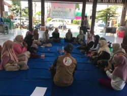 Pembelajaran Anak, Relawan Sanggar Dongeng Kepompong Berlatih Mendongeng