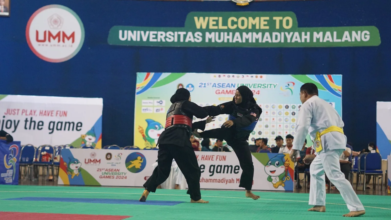 Pertandingan pencak silat putri pada ASEAN University Games, Selasa (2/7/2024). Ist.