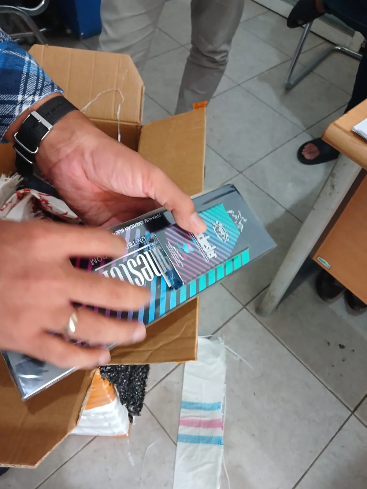 Barang bukti rokok yang diamankan petugas Bea Cukai Malang. Istimewa
