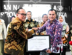 Berpartisipasi P4GN, JNE Terima Penghargaan dari BNN DKI Jakarta