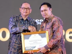 Raih Penghargaan E-Purchasing Award Jatim 2024, Pj Wali Kota Malang: Prestasi ini Perkuat UMKM dan Perekonomian