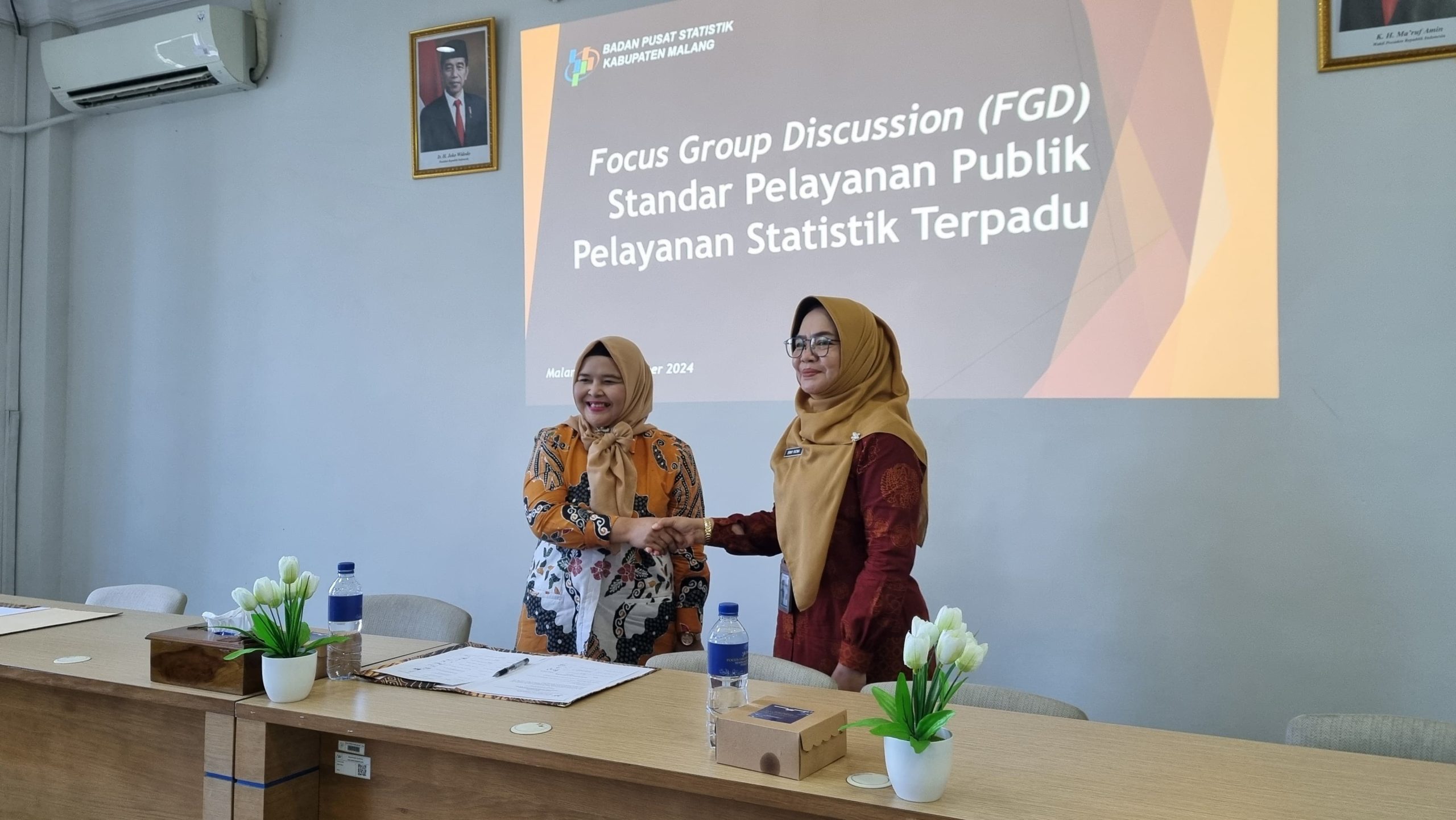 Kepala BPS Kab. Malang, Erny Fatma Setiyoharini (kanan), pada FGD di Malang, Kamis (12/9/2024). Istimewa