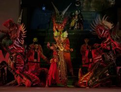 Pertunjukan Budaya Persembahan Bakti BCA dan Swargaloka Pukau Penonton