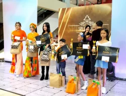 Model dan Desainer Muda Tampil Mengesankan di Anniversary 24 th Andre Modeling School