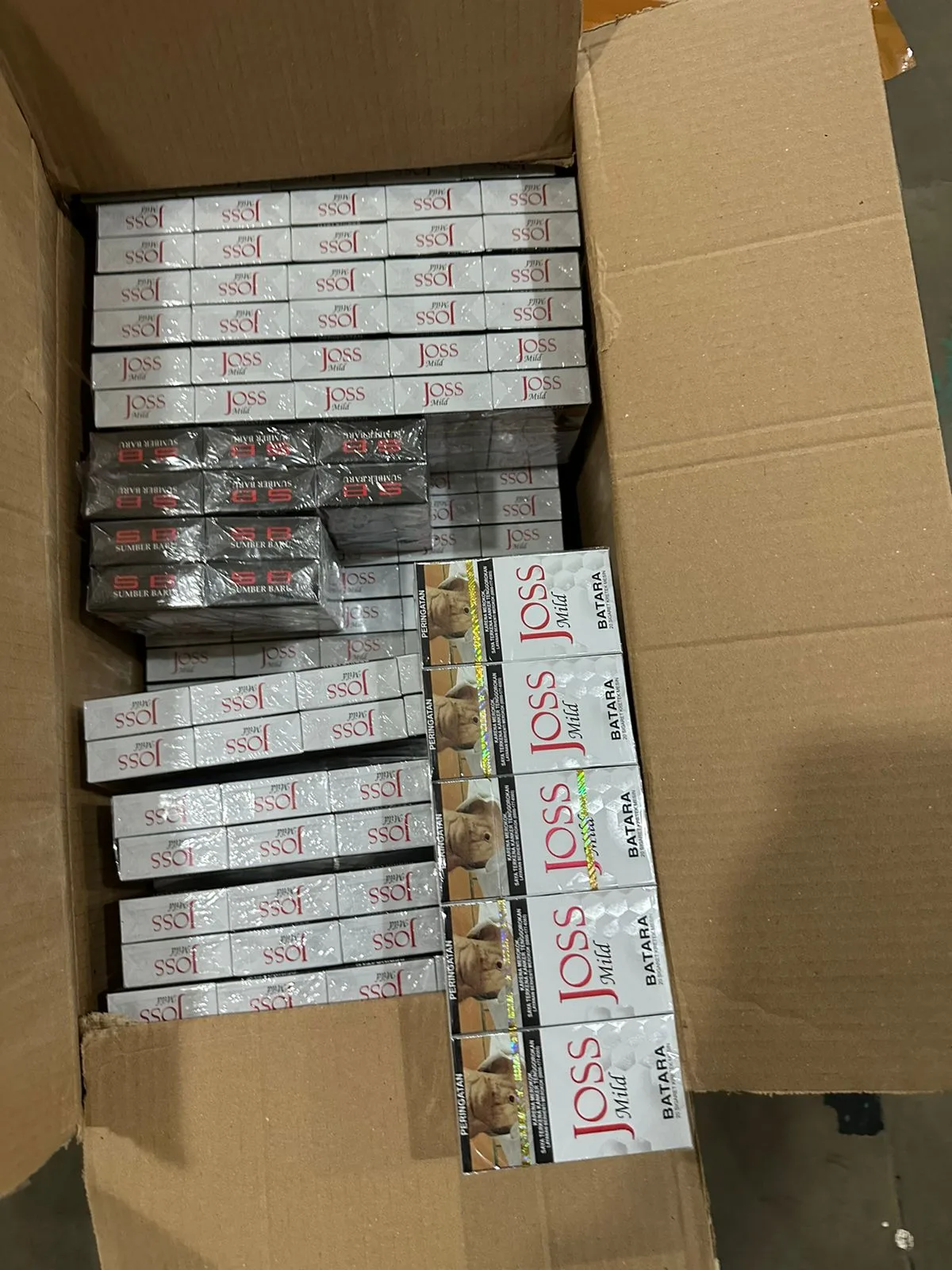 Keterangan foto: Barang bukti rokok ilegal yang berhasil diamankan petuga Bea Cukai Malang. Istimewa