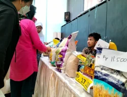 Warga Klojen Serbu Pasar Murah Pemprov Jatim