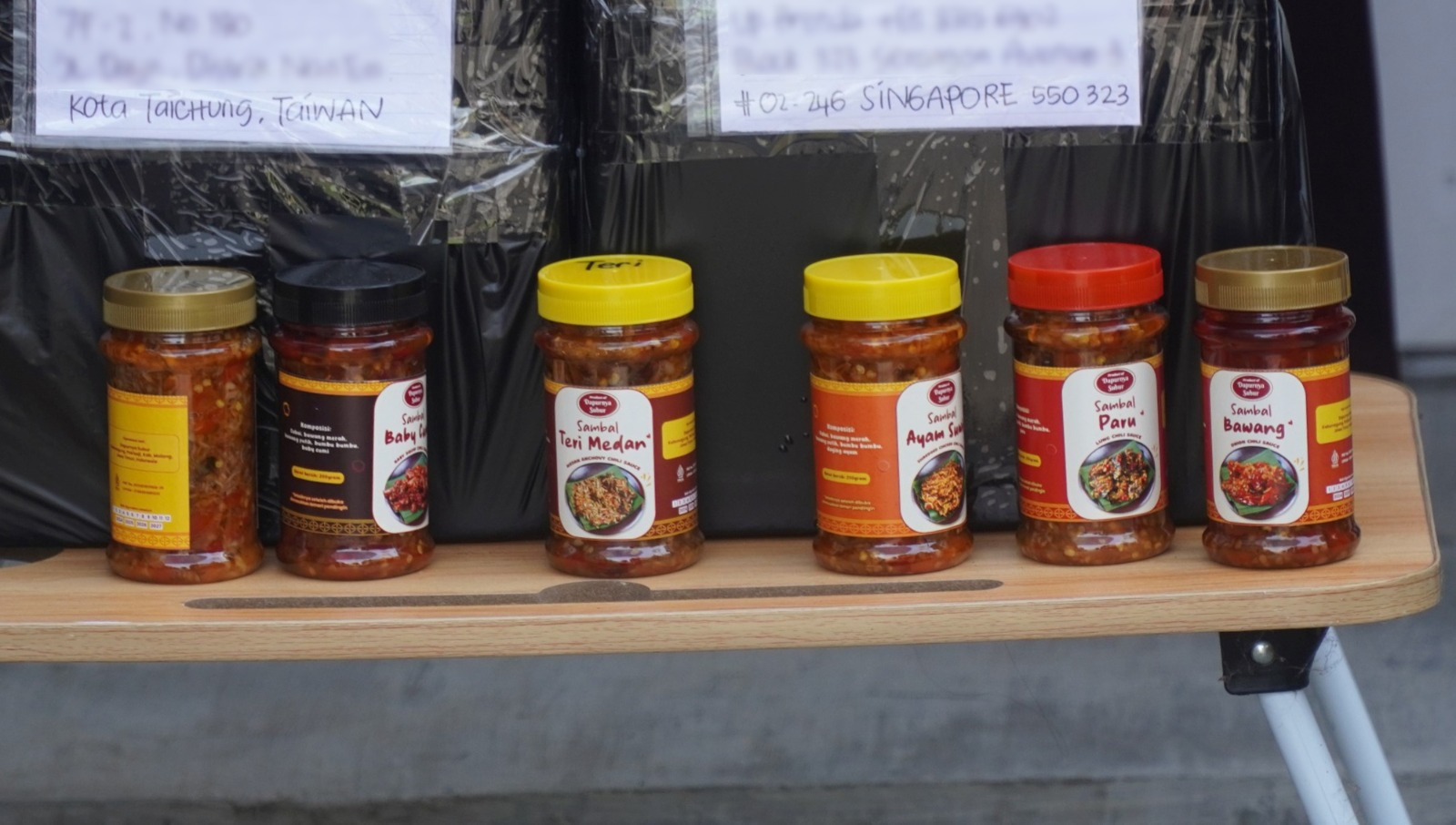 Sambal produksi Dapurnya Subur Jl. Sidodadi, Krajan Timur, Kebonagung, Kec. Pakisaji, Kab. Malang. Istimewa