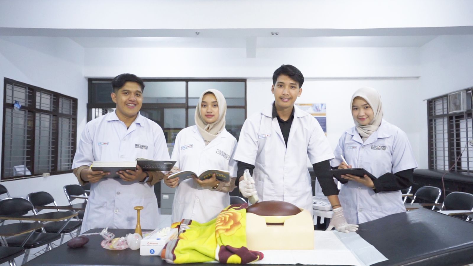 Kegiatan belajar mengajar di FK UMM. Istimewa