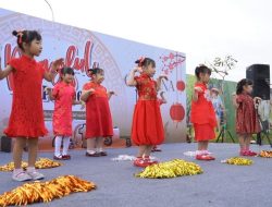 Rayakan Imlek, Suvarna Sutera Gelar Playful of Prosperity