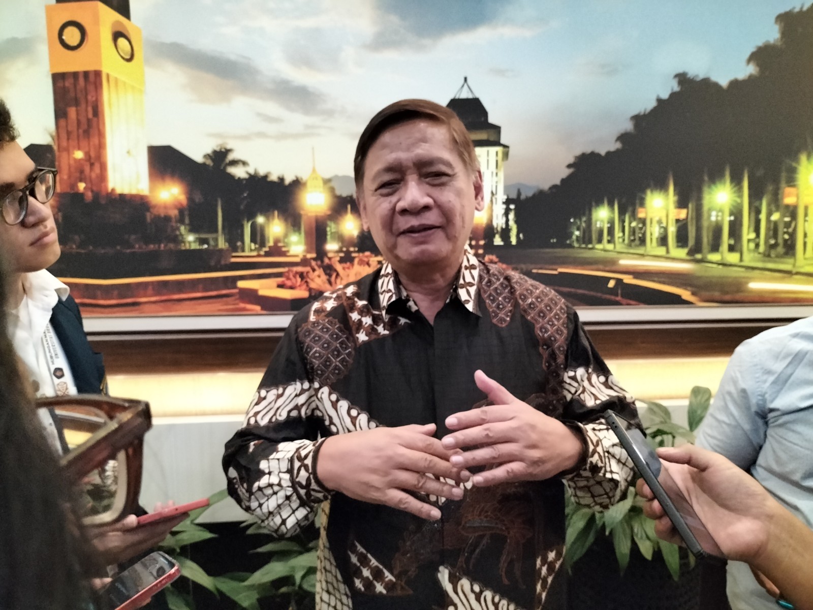 Guru besar bidang Biologi Sel dan Nano Biologi Universitas Brawijaya, Malang, Jawa Timur, Prof Sutiman Bambang Sumitro. Foto: Tugusatu/Bagus Suryo