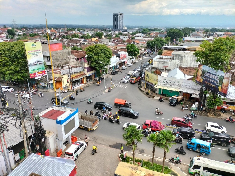 Jalan rawan macet di Kota Malang, Jawa Timur. Foto: Tugusatu/Bagus Suryo