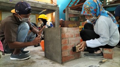 Perkuat Kesetaraan Gender, Difabel di Kabupaten Malang Antusias Mengikuti Pelatihan Keterampilan Pertukangan