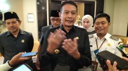 Wali Kota Malang Wahyu Hidayat berkomitmen menuntaskan secepatnya persoalan anak tidak sekolah. Foto: Tugusatu/Bagus Suryo