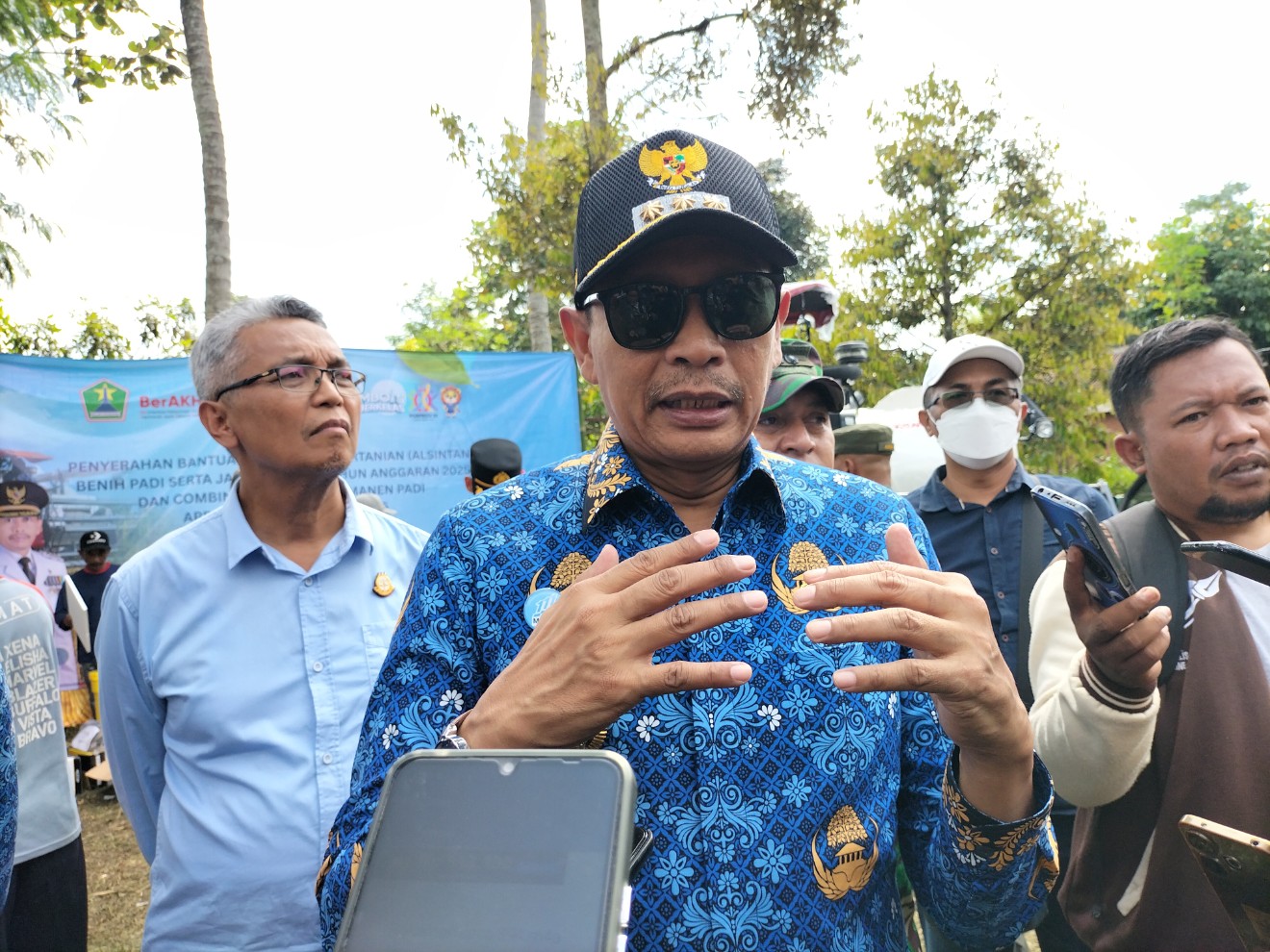 Wali Kota Malang Wahyu Hidayat menerangkan Ranperda tentang Pajak Daerah dan Retribusi Daerah mengusung spirit menjaga fiskal. Foto: Tugusatu/Bagus Suryo