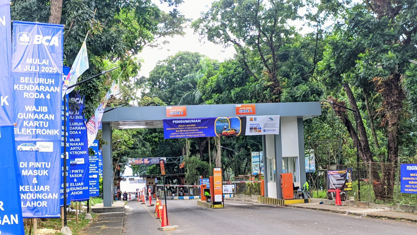 Gerbang masuk Kawasan Wisata Bendungan Lahor, Desa Karangkates, Kecamatan Sumberpucung, Kabupaten Malang. Foto: dok PJT I