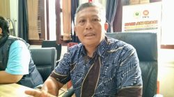 Ketua Fraksi Partai Keadilan Sejahtera (PKS) DPRD Kota Malang, Asmualik memperjuangkan siswa SD dan SMP swasta mendapatkan program seragam sekolah gratis seperti siswa SD dan SMP negeri. Foto: Tugusatu/Bagus Suryo