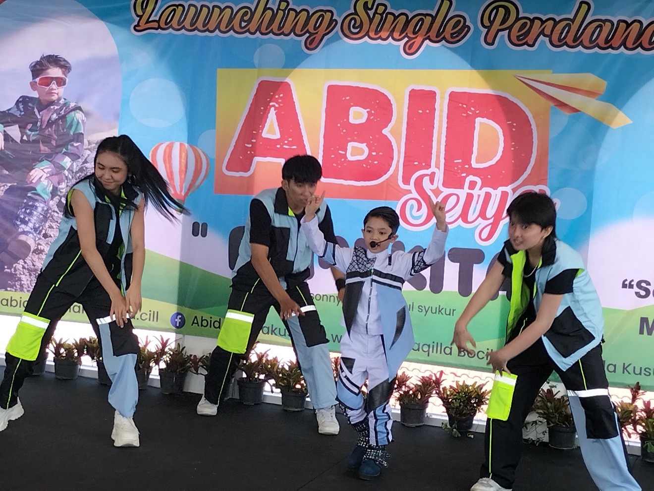 Abid Seiya, penyanyi cilik Kota Batu, merilis album perdana Bumi Kita. Foto: Tugusatu/Bagus Suryo