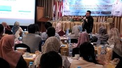 Sebanyak 120 pelaku usaha mikro di Kota Malang, Jawa Timur, mengikuti bimtek peningkatan desain kemasan produk, Rabu (6/8). Foto: Tugusatu/Bagus Suryo