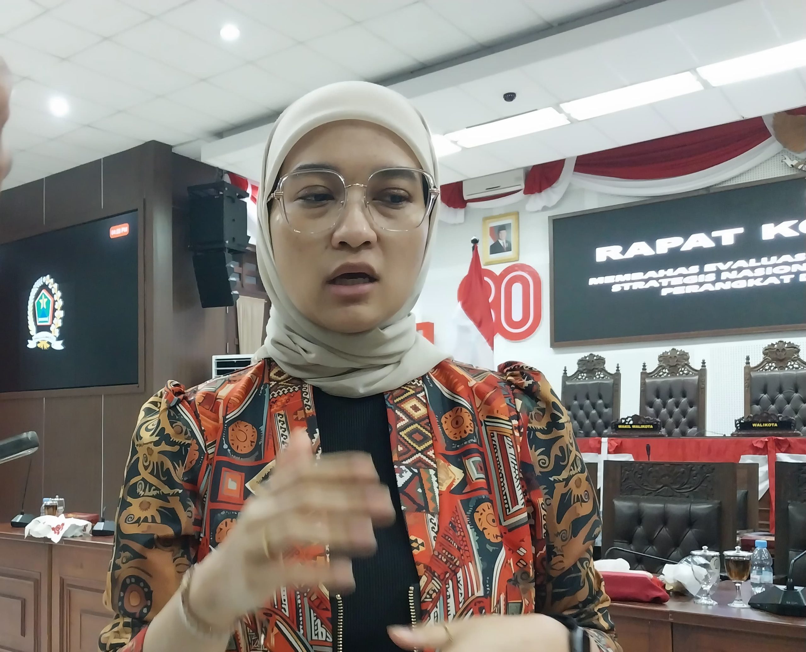 Ketua DPRD Kota Malang, Amithya Ratnanggani Sirraduhita usai rapat membahas proyek strategis nasional di ruang rapat paripurna DPRD, Selasa (19/8). Foto: Tugusatu/Maghfirotul Hasanah