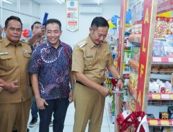 Bupati Lamongan Luncurkan Sepuluh Produk UMKM Masuk Ritel Modern