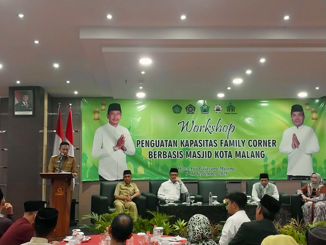 Wali Kota Malang Wahyu Hidayat saat Penguatan Kapasitas Family Corner Berbasis Masjid di Kota Malang, Selasa (9/9). Foto: Tugusatu/Maghfirotul Hasanah