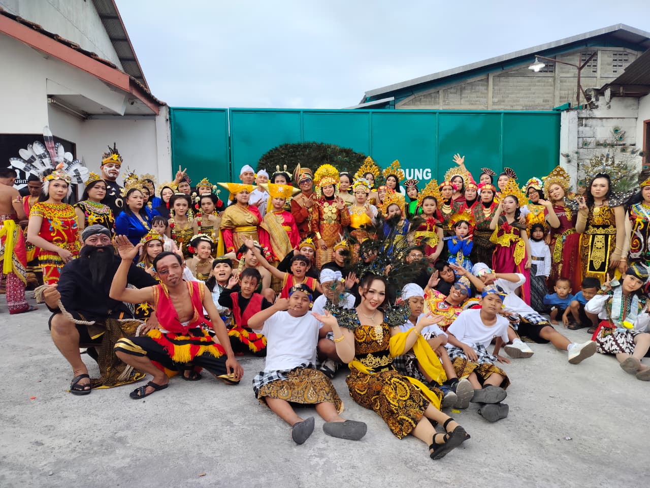 Peserta karnaval di Desa Pandanlandung, Kecamatan Wagir, Kabupaten Malang, Jawa Timur. Foto: Martha untuk Tugusatu