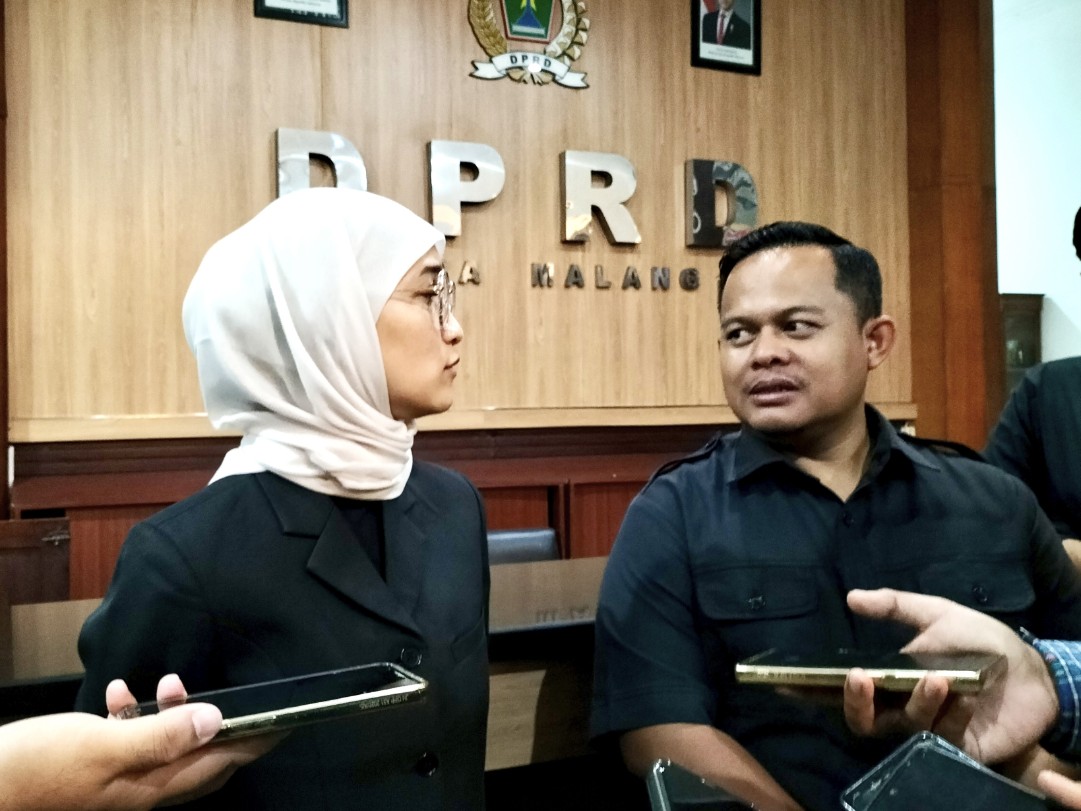 Ketua DPRD Kota Malang, Amithya Ratnanggani Siraduhita dan Wakil Ketua DPRD Kota Malang Trio Agus Purwono, Kamis (4/9). Foto: Tugusatu/Bagus Suryo