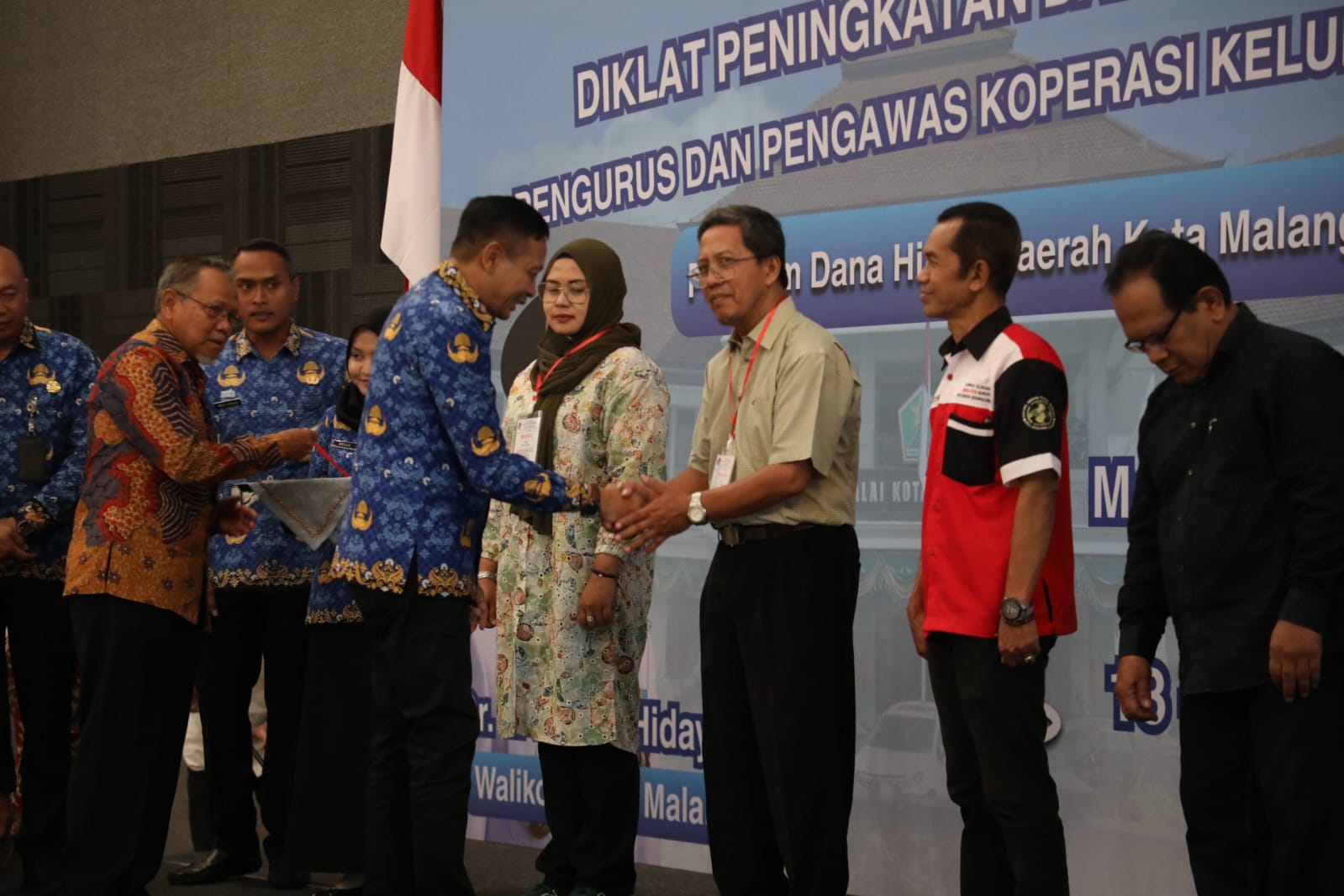 Wali Kota Malang Wahyu Hidayat membuka Diklat pengurus dan pengawas koperasi merah putih. Foto: dok Prokompim Kota Malang