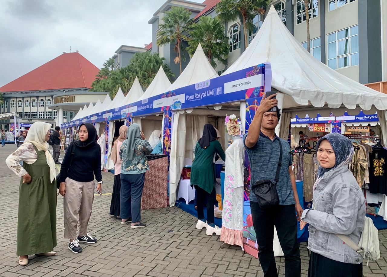 Pasar rakyat UMi Batu