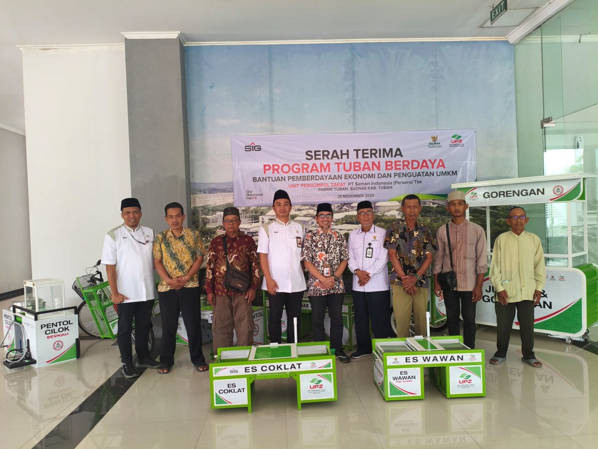 UPZ SIG Pabrik Tuban kumpulkan zakat karyawan sebesar Rp 2,2 Miliar utuk program bansos. Foto: Tugusatu/Ahmad Yakub/ist