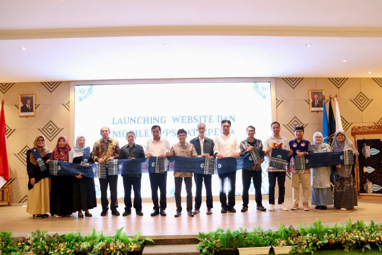 Universitas Brawijaya, Malang, Jawa Timur, bersama Asosiasi Perajin Batik Kota Malang meluncurkan Website dan Mobile Aplikasi Batikpedia, Sabtu (22/11). Foto: Dok. Asosiasi Perajin Batik Kota Malang