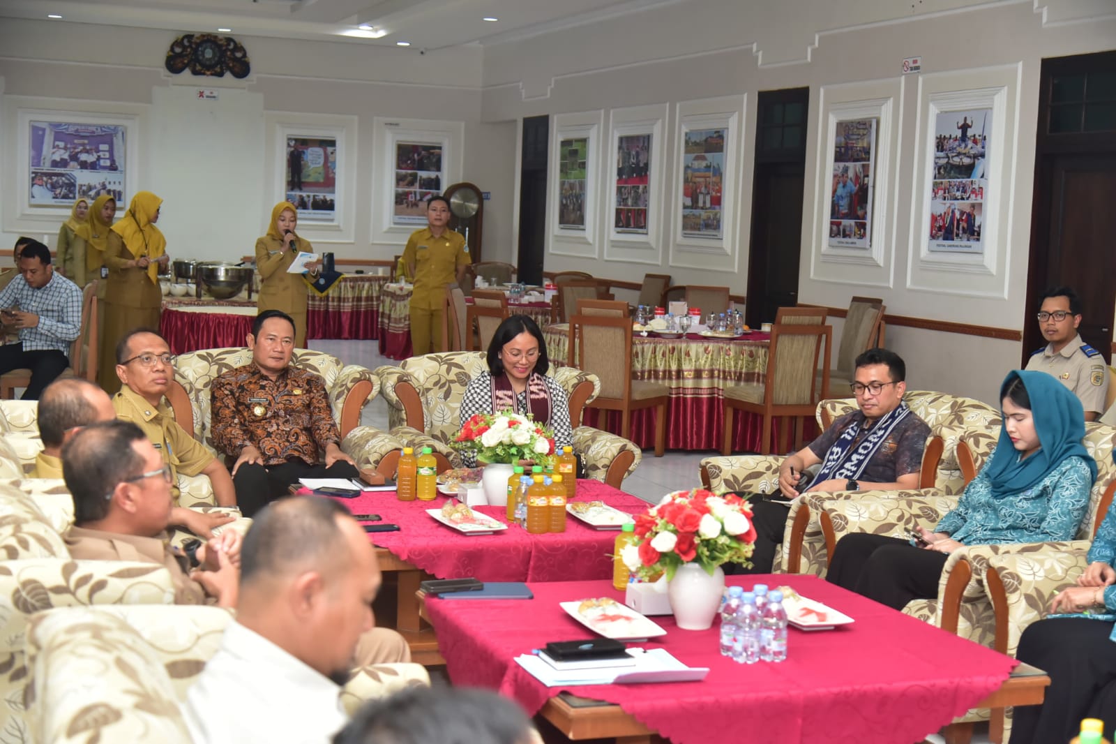 Tim Innovative Government Award (IGA) tahun 2025 meninjau dua inovasi unggulan Pemerintah Kabupaten Lamongan, Selasa (18/11). Foto: Tugusatu/Ahmad Yakub