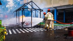 PLN NP UP Brantas) menggelar simulasi Business Continuity Plan (BCP) Kebakaran di Ruang Data Center, Selasa (23/12/2025). Foto: Dok. PLN NP UP Brantas