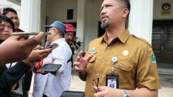 Pelaksana Harian (PLH) Kepala DLH Kota Malang, Gamaliel Raymond Matondang. Foto: Tugusatu/Bagus Suryo