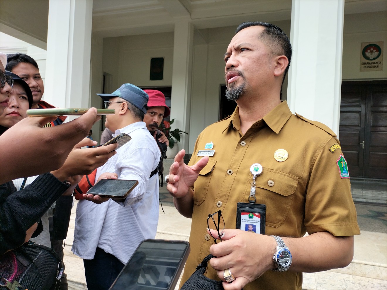 Pelaksana Harian (PLH) Kepala DLH Kota Malang, Gamaliel Raymond Matondang. Foto: Tugusatu/Bagus Suryo