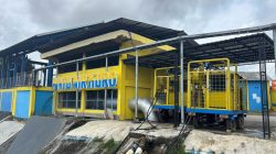 Pemkab Lamongan menambah kapasitas pompa air di Rolak Kuro untuk menangani genangan di sejumlah lokasi. Foto: Tugusatu/Ahmad Yakub