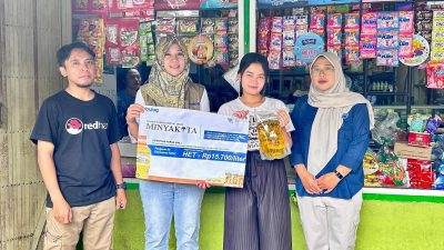 Jaga Harga, Perum BULOG Malang Banjiri Pasar Tradisional dengan Minyakita