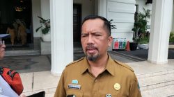 Pelaksana harian (Plh) Kepala DLH Kota Malang Raymond Gamaliel Hatigoran Matondang. Foto: Tugusatu/Bagus Suryo