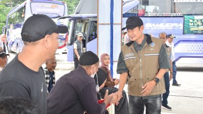 Bupati Lamongan Fasilitasi Pemudik Balik ke Jakarta