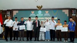 Pemkab Lamongan Bersama Baznas Gulirkan Program Beasiswa Lamongan Cerdas dan Satu Keluarga Satu Sarjana