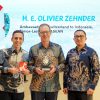 Kunjungi Pabrik Kejayan Nestlé Indonesia, Dubes Swiss Dorong Sinergi Pengembangan Komoditas Susu dan Akses Pembiayaan Inklusif
