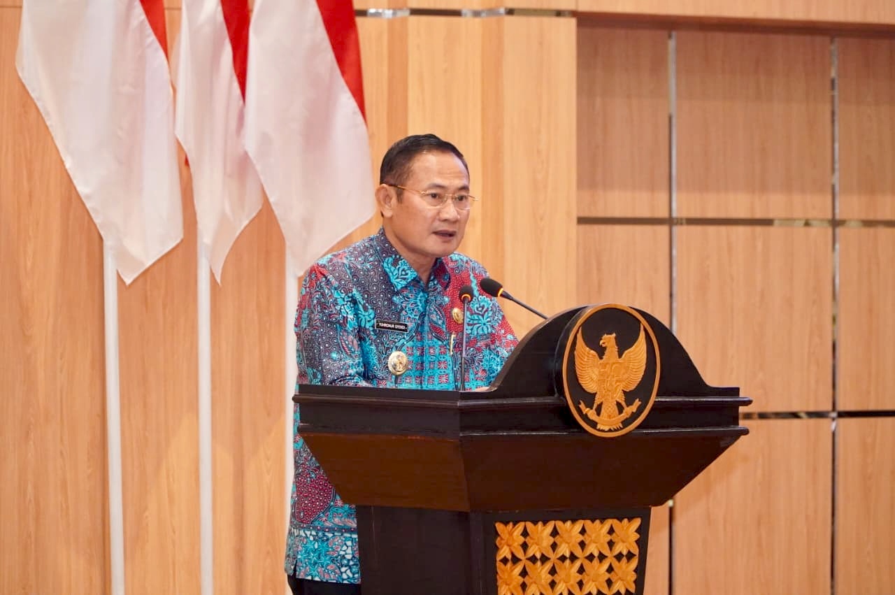 Bupati Lamongan Yuhronur Efendi. Foto: Tugusatu/Ahmad Yakub/ist