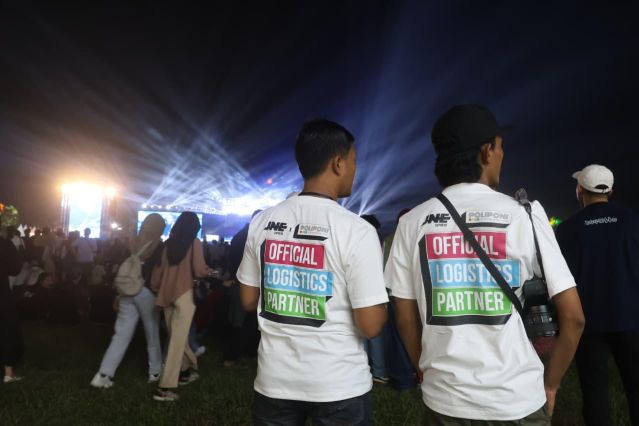 Suasana Konser POLIPONI yang dimerihkan Coldiac, grup musik indie asal Malang, Biru Baru, Fiersa Besari, Barasuara, Sal Priadi, dan Sheila On 7 serta Maliq&D’Essentials di Lapangan Rampal, Sabtu (20/6/2026). Istimewa