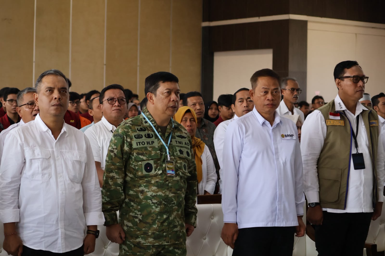 Direktur Utama Perum BULOG, Letnan Jenderal TNI (Purn.), Ahmad Rizal (paling kanan), menghadiri pembukaan Muhammadiyah Center for Entrepreneurship and Business Incubator (MCEBI) Perguruan Tinggi Muhammadiyah dan ‘Aisyiyah di Hall GKB IV UMM, Jumat (17/7/2026). Istimewa