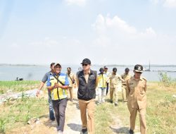 Pengerukan Sedimentasi di Waduk Gondang Lamongan Optimalkan Irigasi